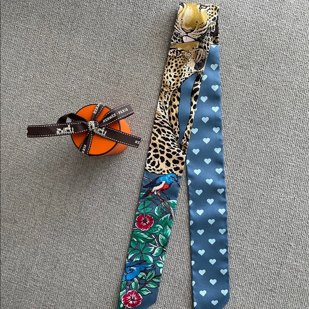 Hermès jungle love twilly